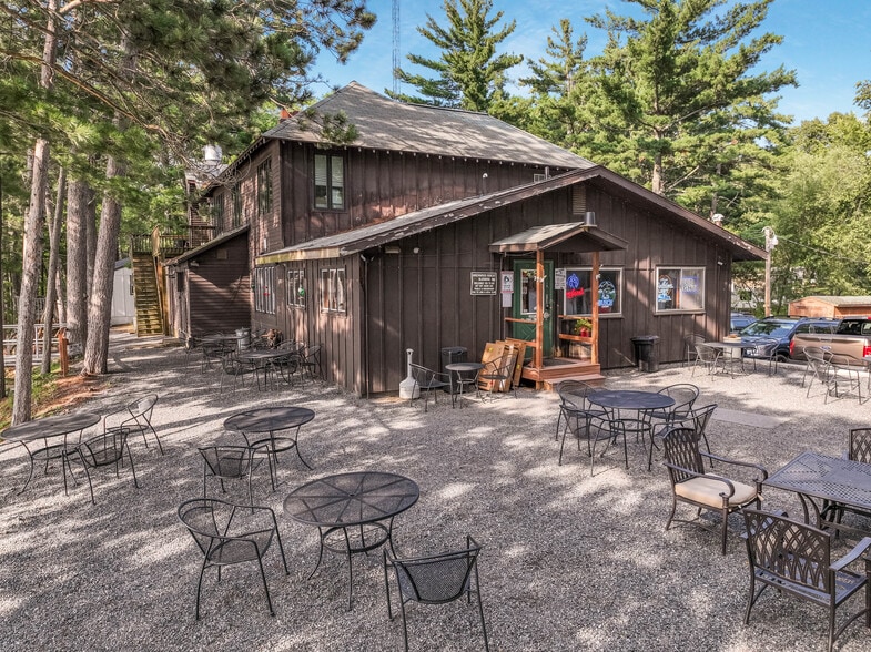 N1075 Eastside Rd, Birchwood, WI for sale - Building Photo - Image 1 of 34