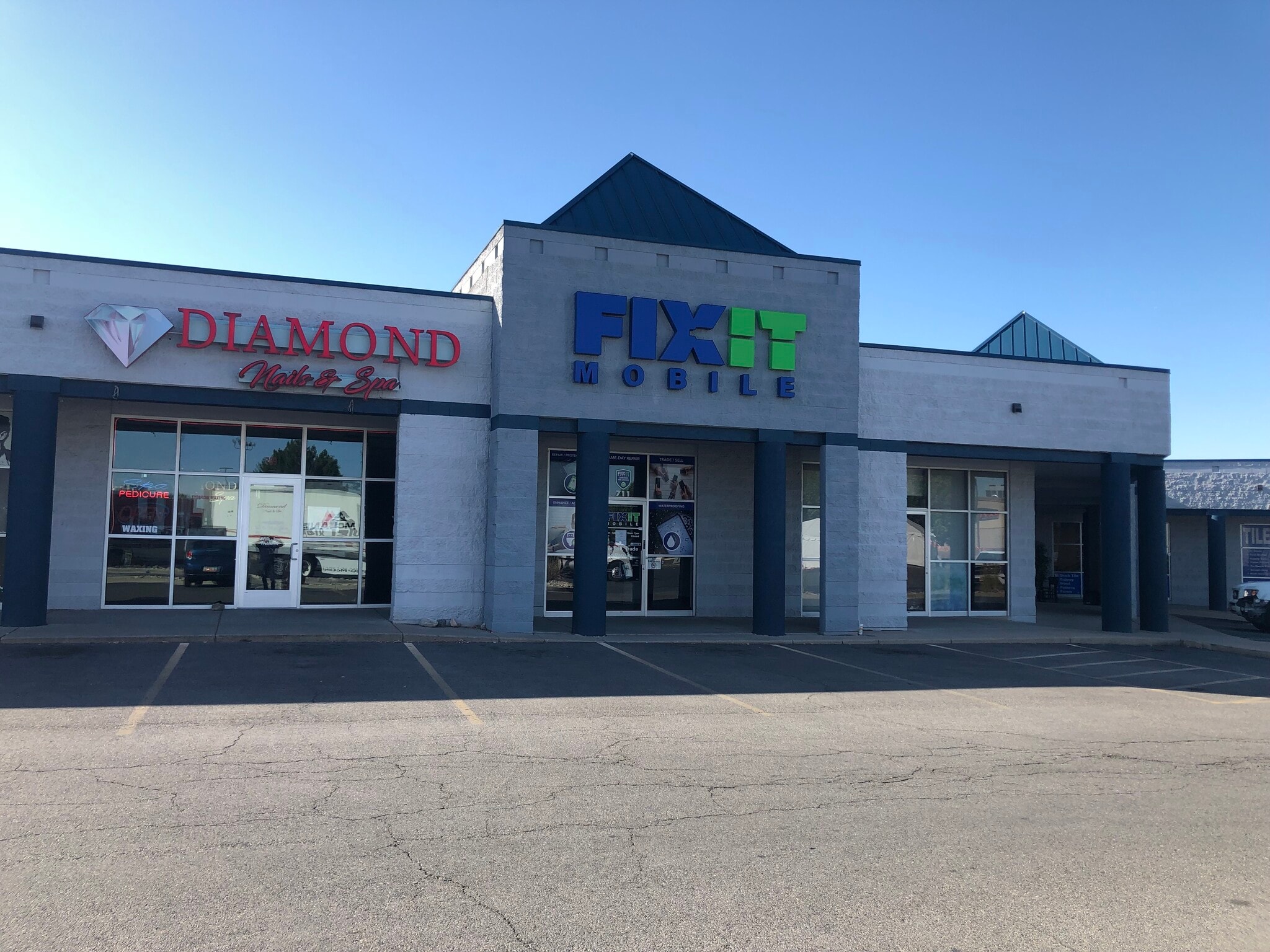 701-721 N Main St, Layton, UT for lease Interior Photo- Image 1 of 10