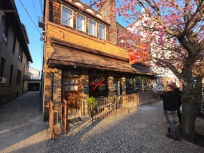 6-8 Thorne St, Jersey City, NJ for lease Building Photo- Image 1 of 11