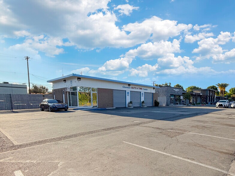 1780 Clark Ave, Long Beach, CA à vendre - Photo du bâtiment - Image 1 de 26