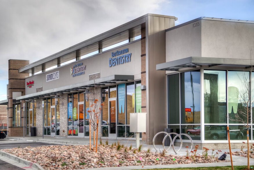 E29th Ave, Denver, CO à louer - Photo du bâtiment - Image 2 de 5