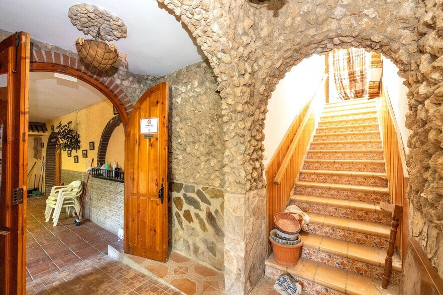 Terrain dans Güevéjar, Granada à vendre - Photo du bâtiment - Image 1 de 50