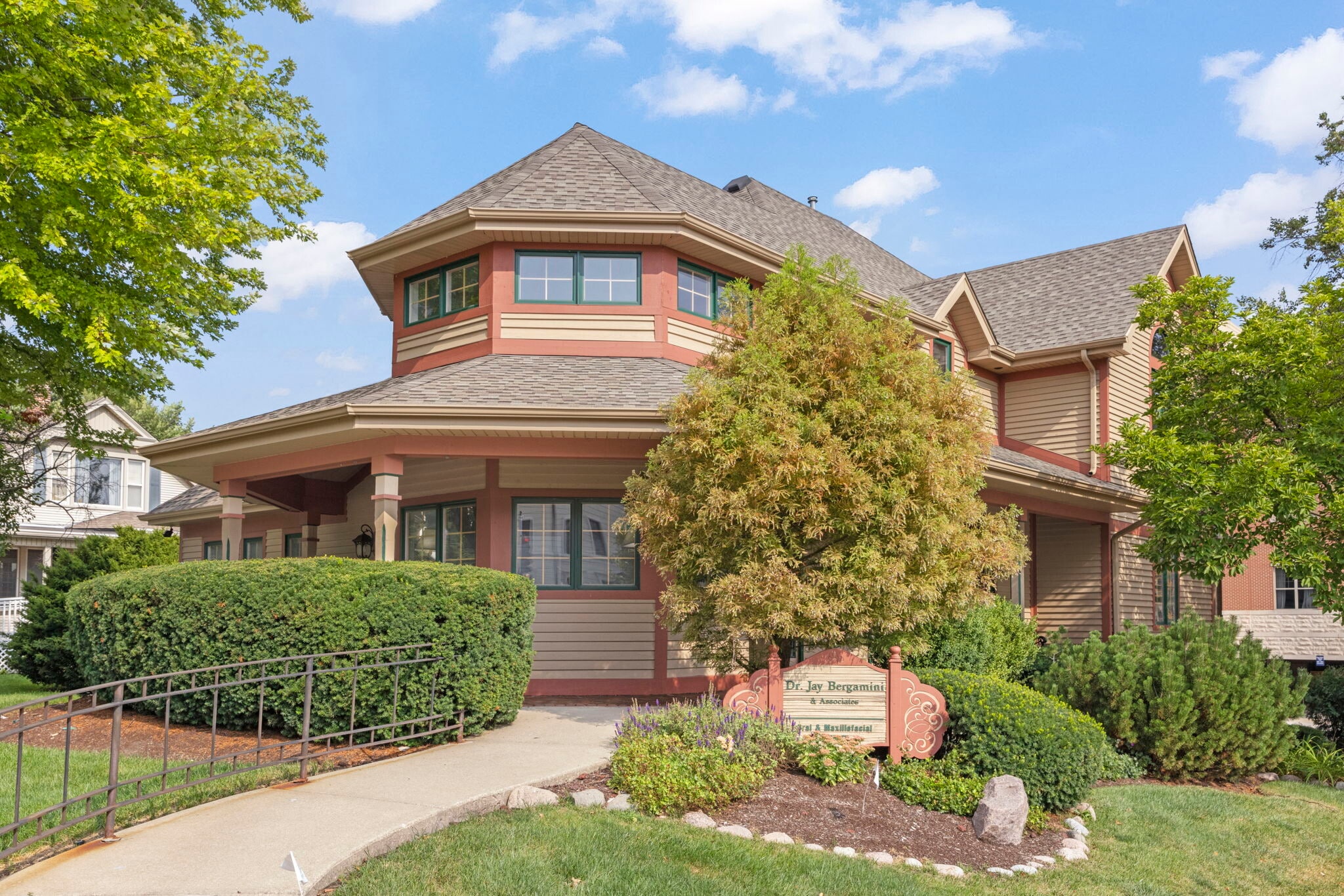 405 S Main St, Naperville, IL for lease Building Photo- Image 1 of 27