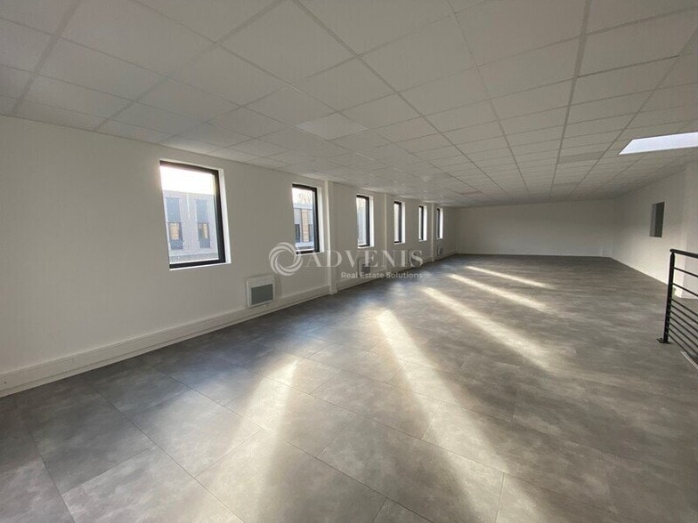 17 Rue Emile Levassor, Les Mureaux à louer - Photo intérieure - Image 3 de 12