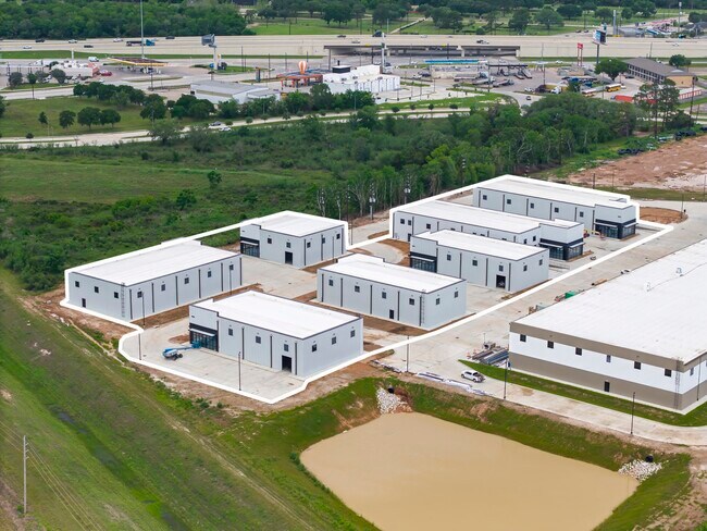 Plus de détails pour 4830 Bryan Rd, Richmond, TX - Local d'activités à louer