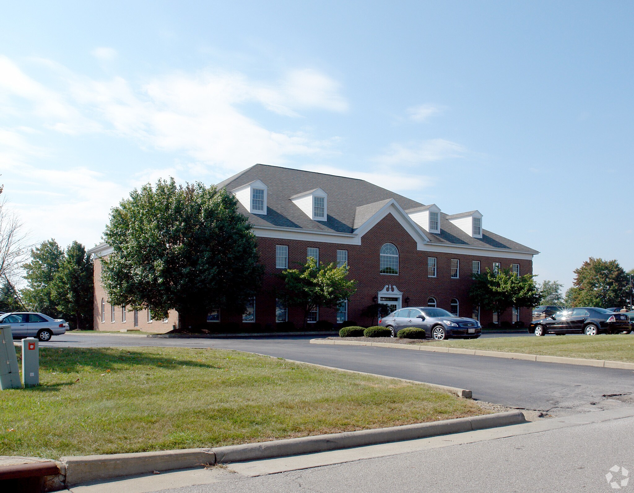 965 Windham Ct, Youngstown, OH for lease Primary Photo- Image 1 of 3