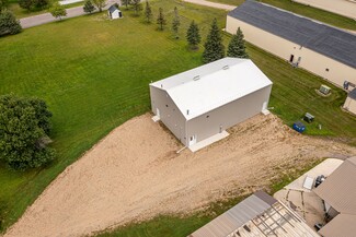 Plus de détails pour 541 8th E st, Hector, MN - Industriel à vendre