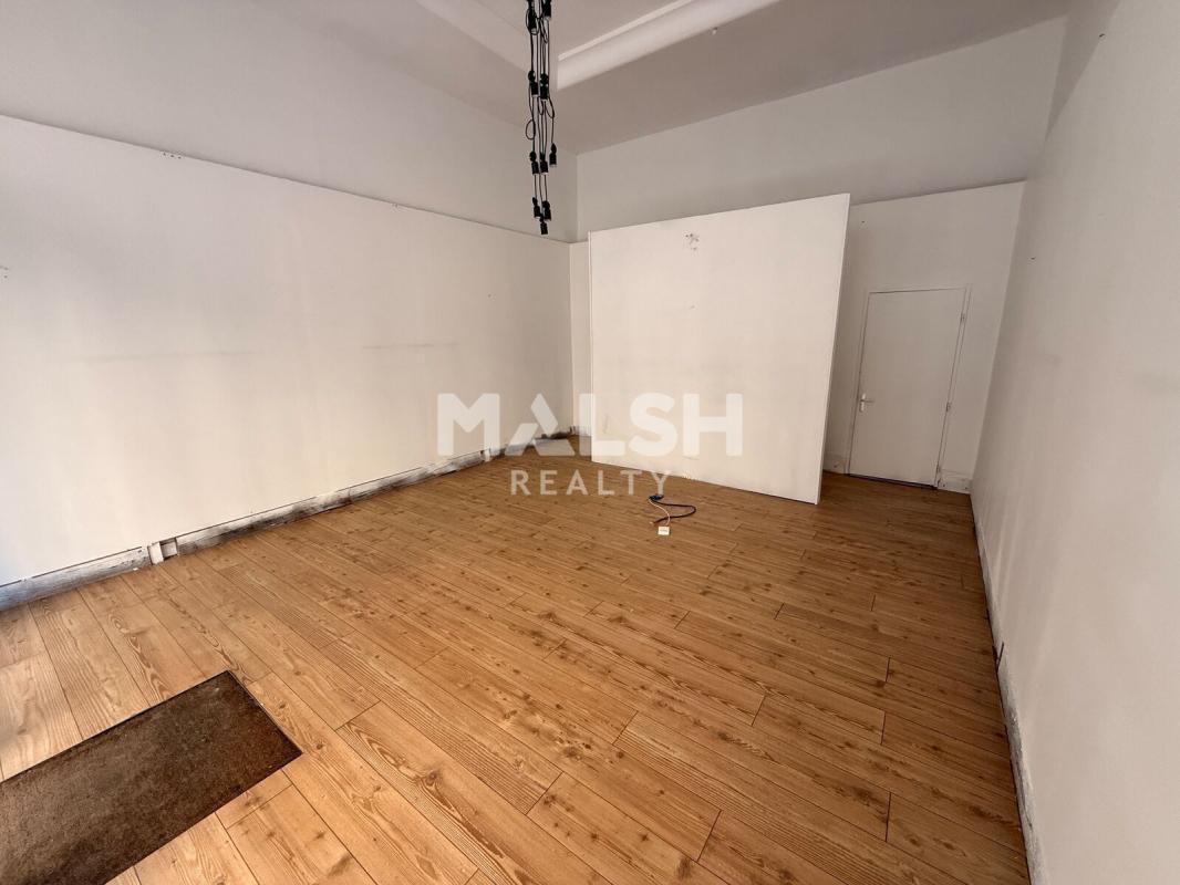 Retail in Saint-Étienne for lease Interior Photo- Image 1 of 8