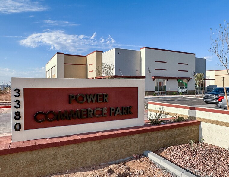 3380 S Power Rd, Gilbert, AZ à louer - Photo du bâtiment - Image 2 de 16