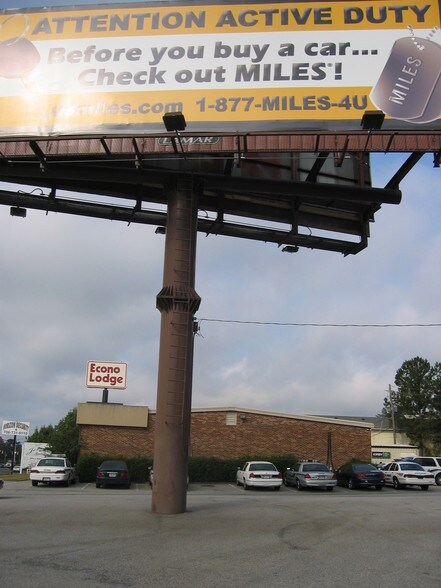 2045 Gordon Hwy, Augusta, GA à vendre - Photo du bâtiment - Image 2 de 3