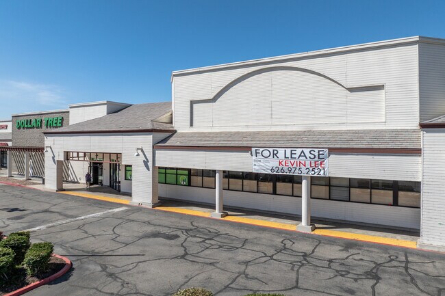 Plus de détails pour Lakeshore Village Marketplace – Commerce de détail à vendre, Moreno Valley, CA