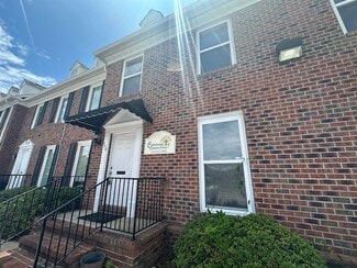 Plus de détails pour 581 Executive Pl, Fayetteville, NC - Bureau à vendre