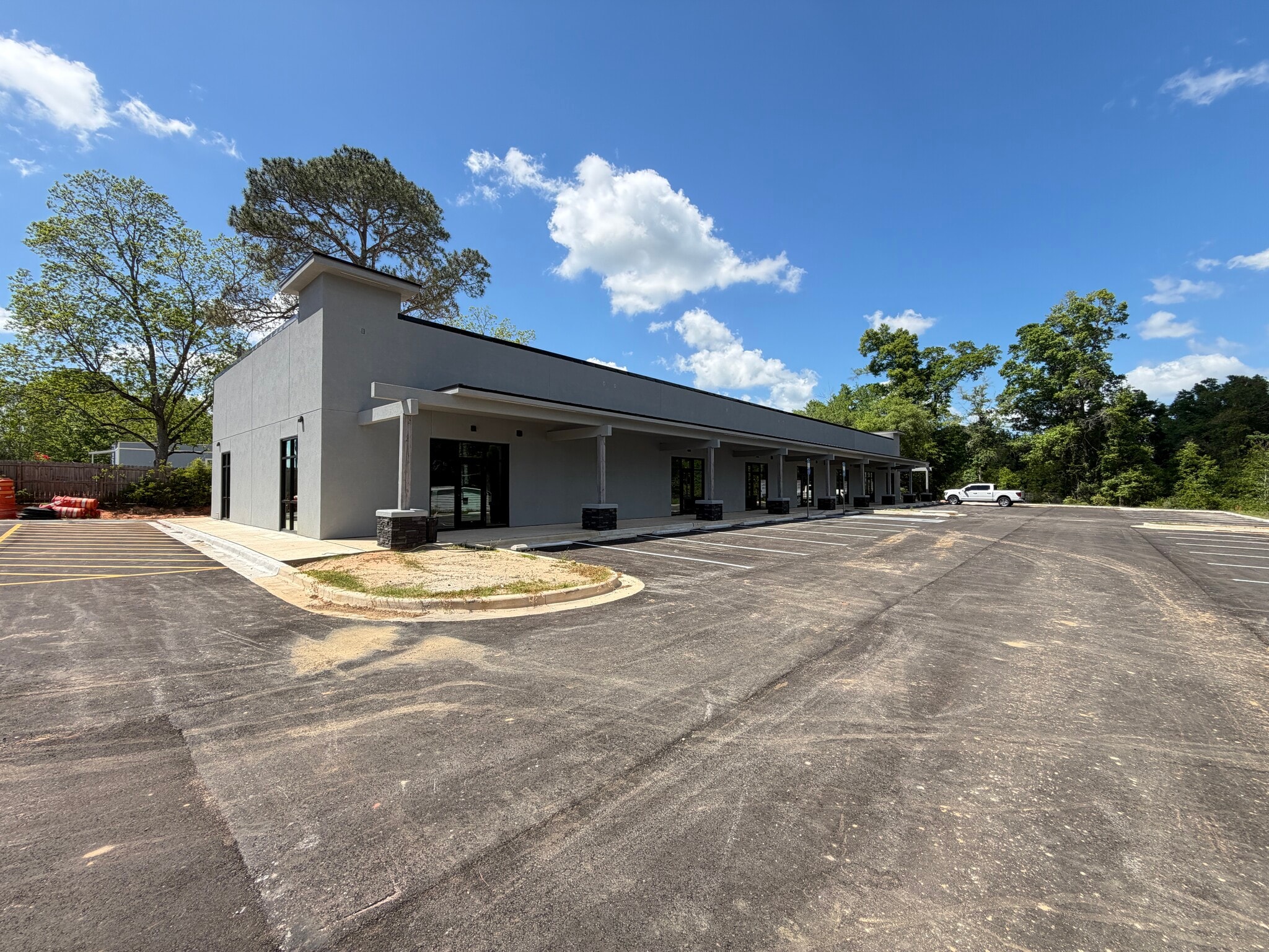 5950 9 Mile, Pensacola, FL à louer Photo du bâtiment- Image 1 de 7