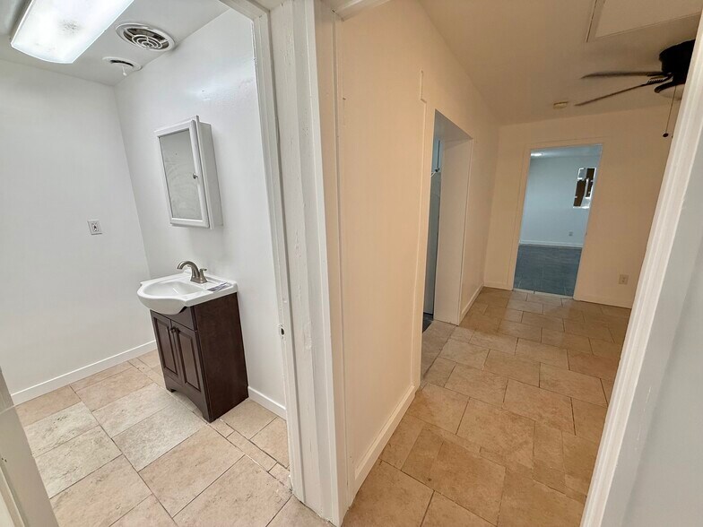 1267-1273 Broadway St, El Cajon, CA à louer - Photo du bâtiment - Image 3 de 8