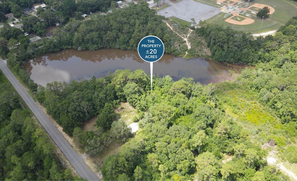 475 Valley Rd, Crestview, FL à vendre - Photo du bâtiment - Image 2 de 10