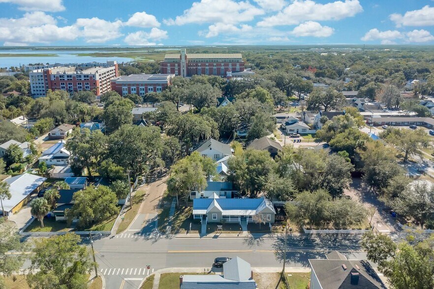 702 Mabbette St, Kissimmee, FL à vendre - Photo du bâtiment - Image 3 de 3