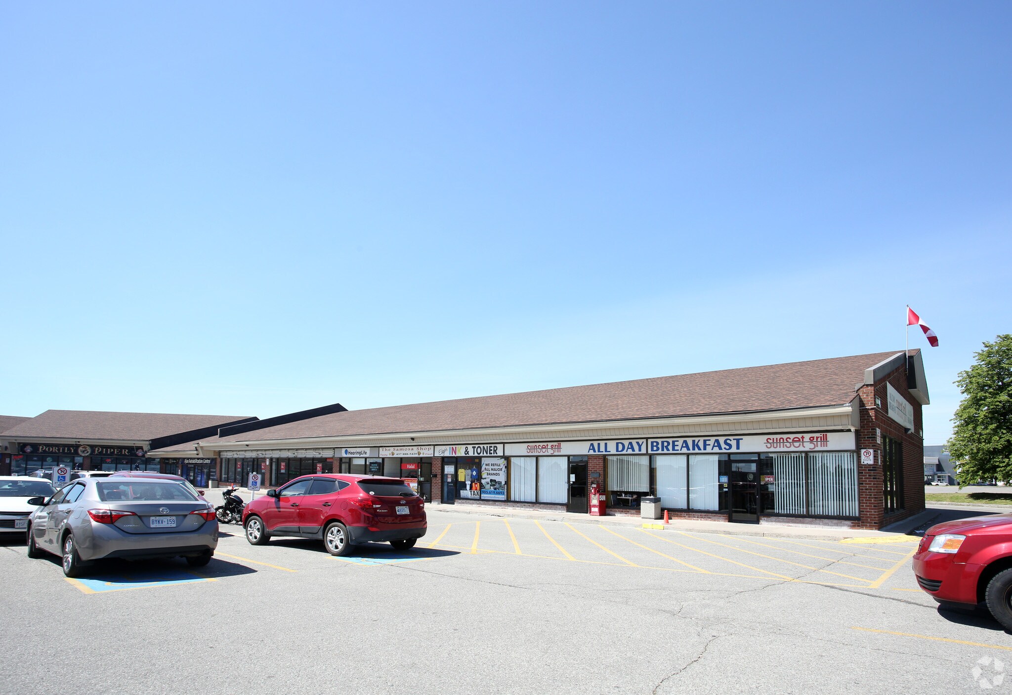 235 Bayly St W, Ajax, ON for sale Primary Photo- Image 1 of 1