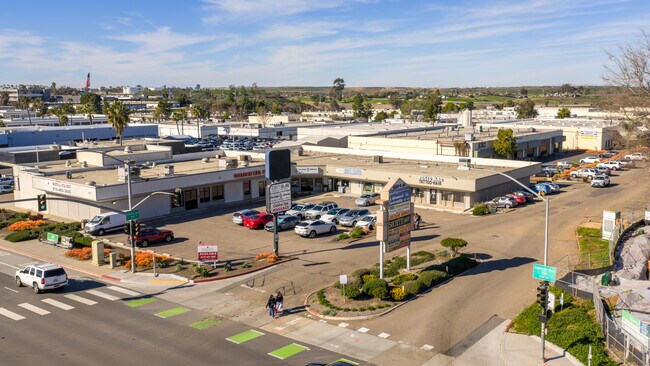 Plus de détails pour 8252 Clairemont Mesa Blvd, San Diego, CA - Commerce de détail à louer