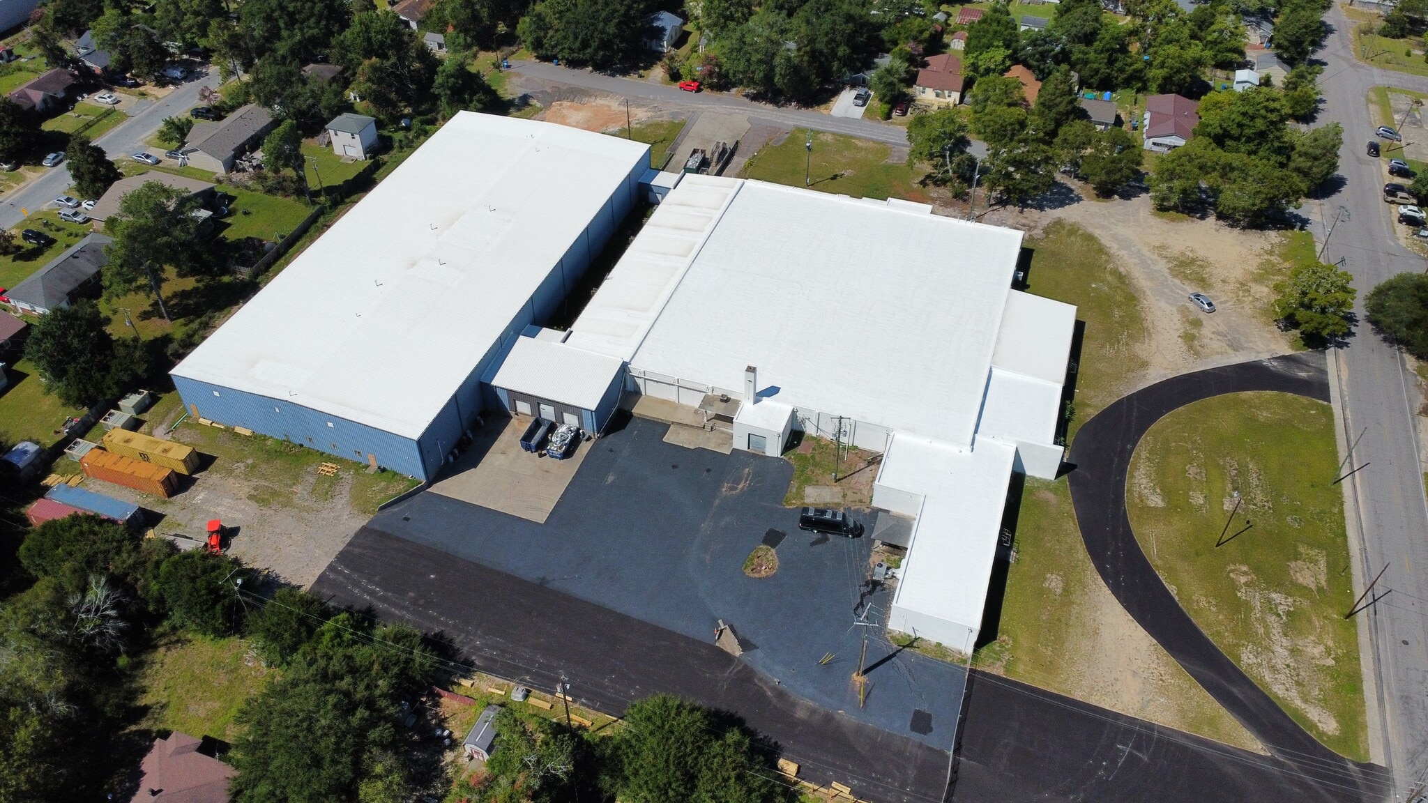 1651 Holland St, West Columbia, SC for lease Building Photo- Image 1 of 24