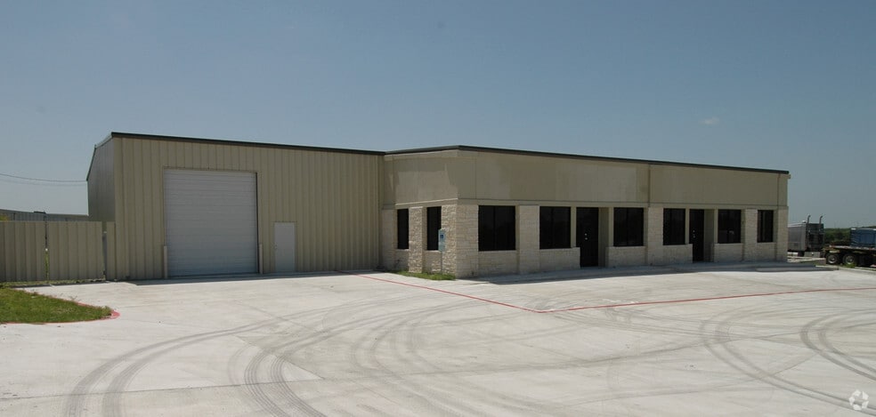 13419 Immanuel Rd, Pflugerville, TX à louer - Photo du bâtiment - Image 2 de 5