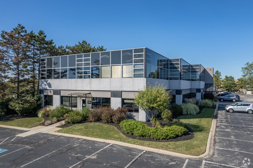 23625 Commerce Park, Beachwood, OH for lease - Building Photo - Image 2 of 7