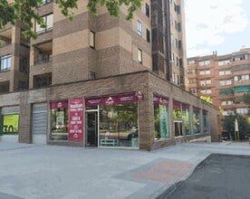 Office/Retail in Tres Cantos, Madrid for lease Building Photo- Image 1 of 7