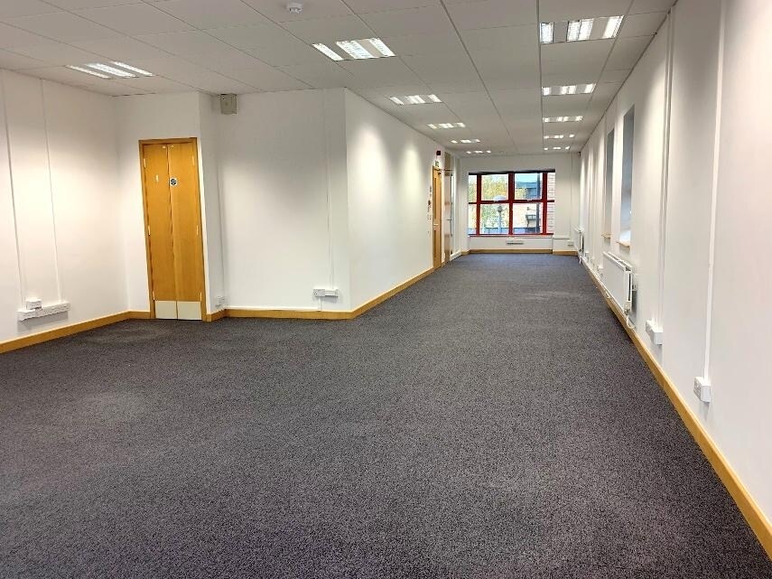 Trust Ct, Histon, CAM CB24 9PW - Unité Unit 1 -  - Photo intérieure - Image 1 of 7