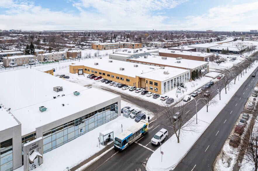 1440 Boul Jules-Poitras, Montréal, QC for lease - Building Photo - Image 2 of 5