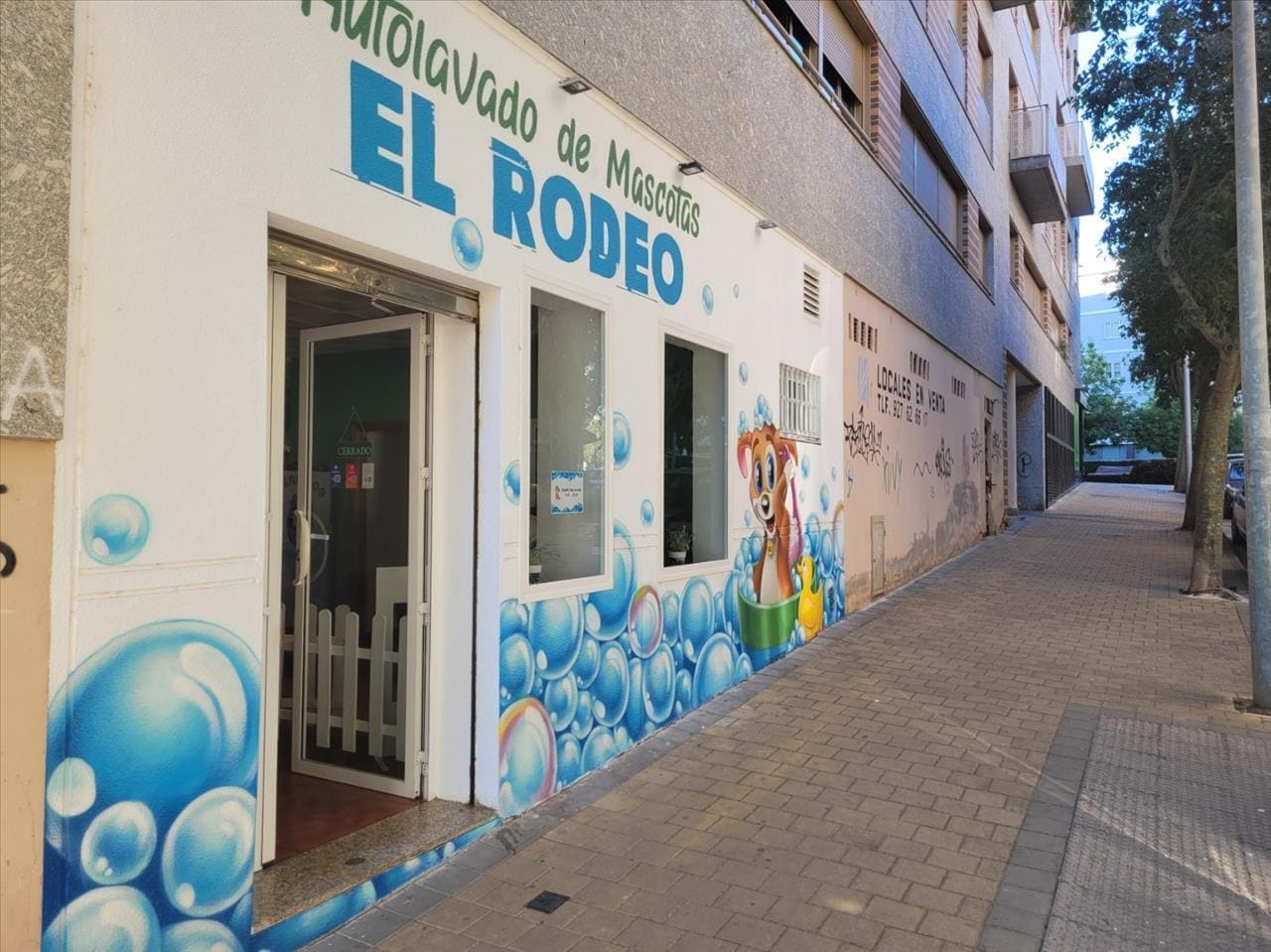 Calle Madre Isabel Larrañaga, Cáceres, Cáceres for sale Building Photo- Image 1 of 3