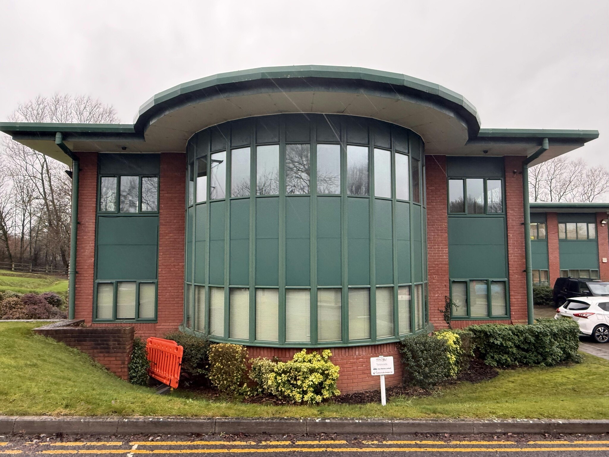 Bedford Rd, Petersfield for sale Building Photo- Image 1 of 5