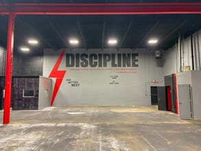 29001 Solon Rd, Solon, OH à louer Photo intérieure- Image 2 de 5