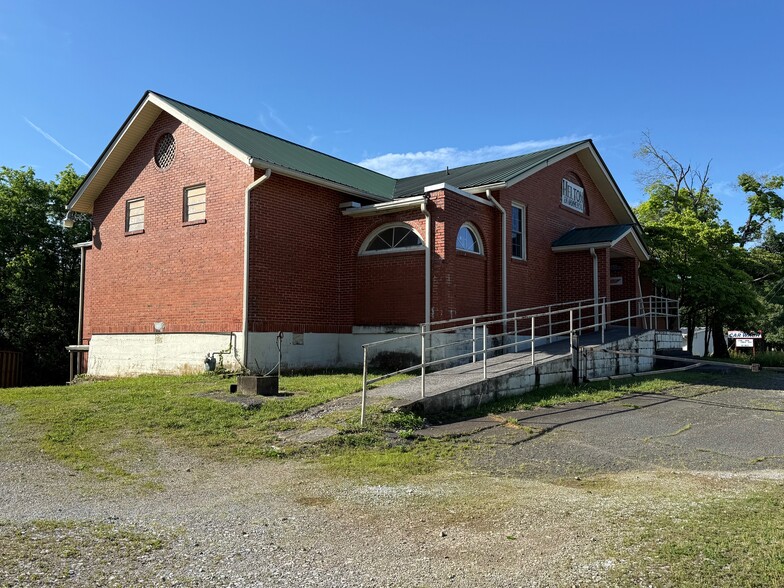 1763 Topside Rd, Louisville, TN à vendre - Photo du bâtiment - Image 3 de 7