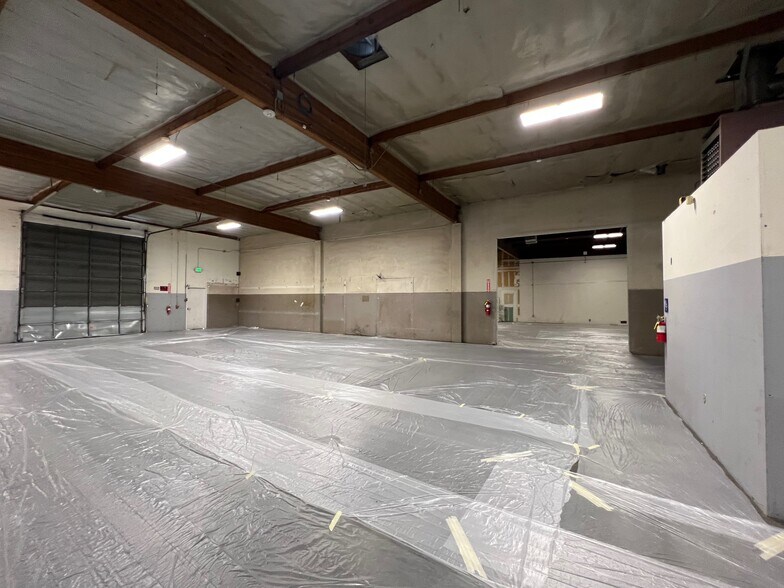 470 Vandell Way, Campbell, CA à louer - Photo du bâtiment - Image 2 de 6