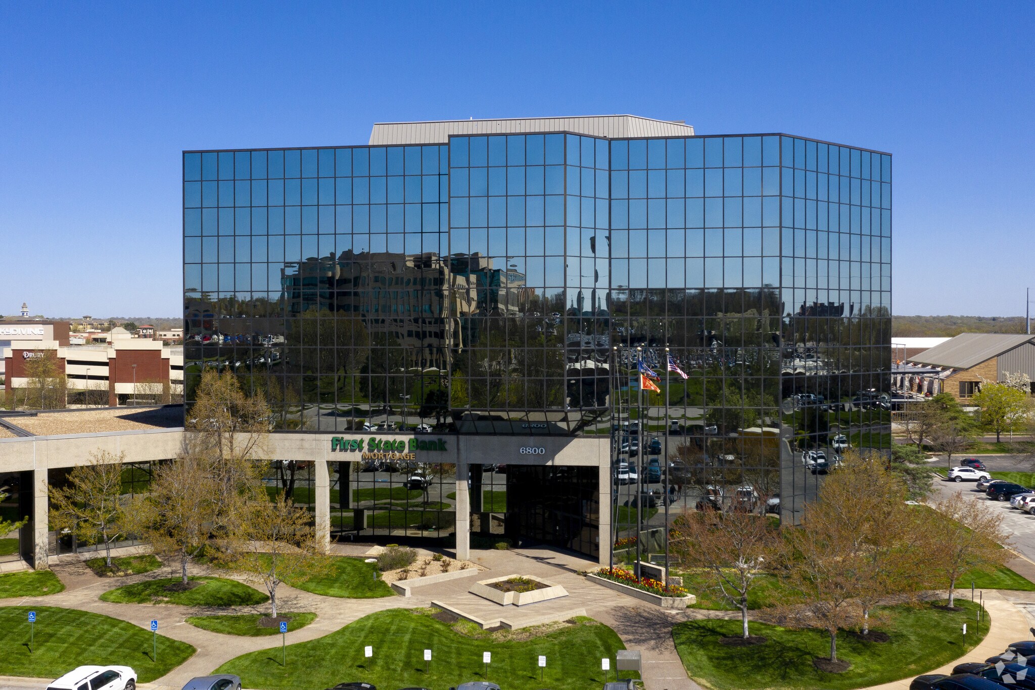 6800-6850 College Blvd, Overland Park, KS à louer Photo principale- Image 1 de 12