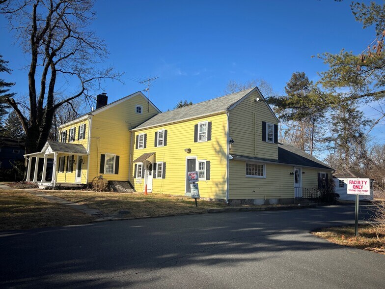 4543 Route 27, Kingston, NJ à vendre - Photo du bâtiment - Image 2 de 4