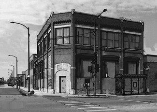 More details for 300 N Ashland Ave, Chicago, IL - Retail for Lease