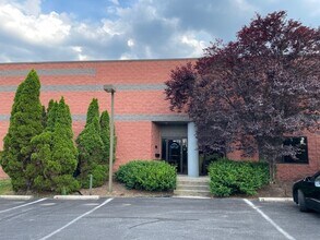 54 S Commerce Way, Bethlehem, PA for lease Interior Photo- Image 1 of 2