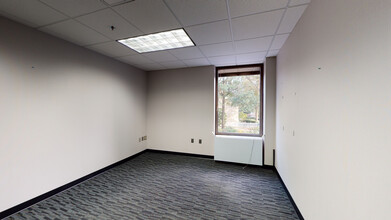 7777 Leesburg Pike, Falls Church, VA for lease Interior Photo- Image 2 of 8