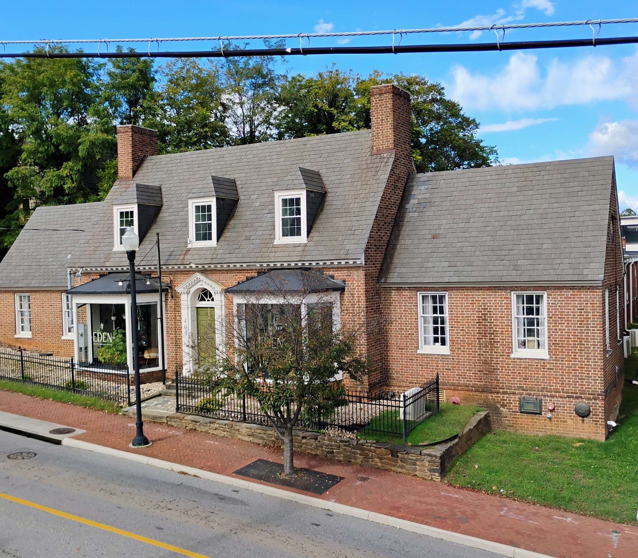 409 5th St, Lynchburg, VA à vendre Photo du bâtiment- Image 1 de 1