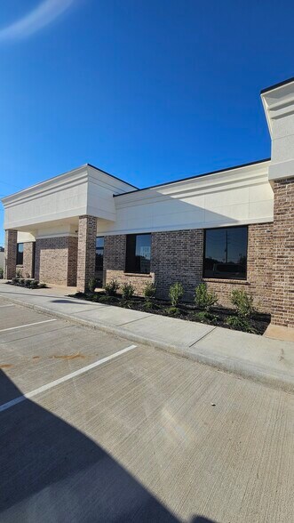 6110 Sienna Ranch Rd, Missouri City, TX à louer - Photo principale - Image 2 de 9