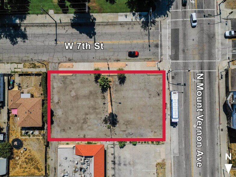 N Mt Vernon Ave, San Bernardino, CA à vendre - Photo du bâtiment - Image 2 de 6