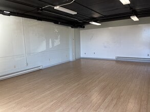 209 Aerotech Dr, Enfield, NS à louer Photo intérieure- Image 1 de 4