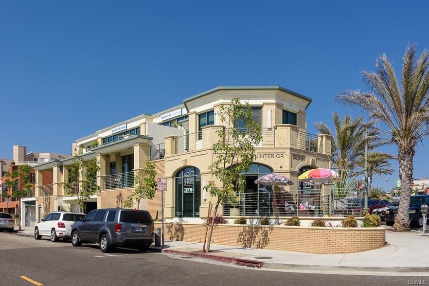 205 Pier Ave, Hermosa Beach, CA à vendre - Photo du bâtiment - Image 3 de 17
