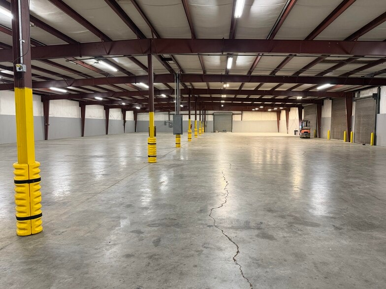 519 Hill Rd, Dalton, GA for lease - Building Photo - Image 3 of 13