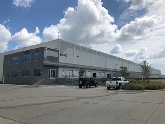 Plus de détails pour 10620-10700 Telge Rd, Houston, TX - Industriel/Logistique à louer