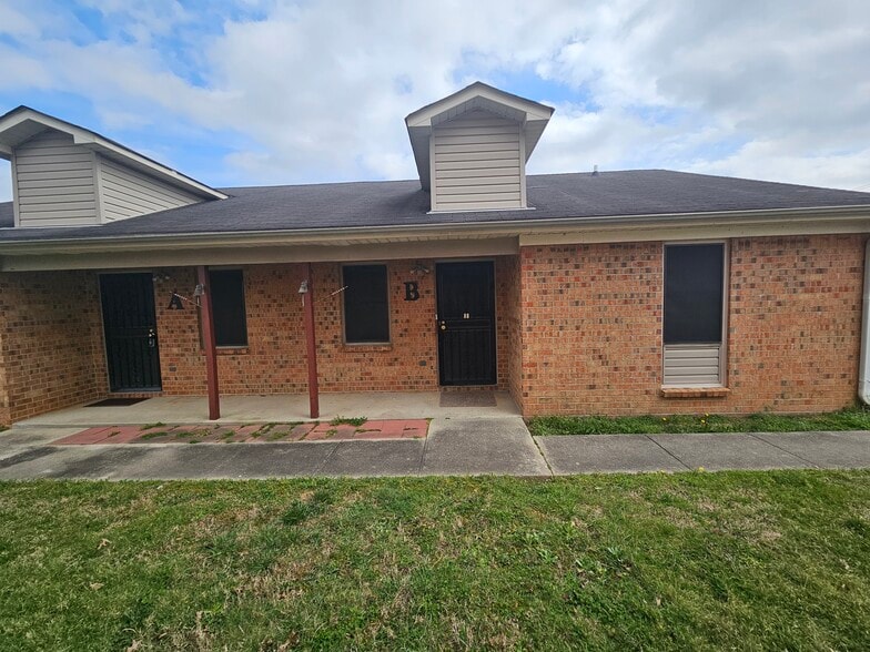 226 Cedar Lake Rd SW, Decatur, AL for sale - Building Photo - Image 2 of 13