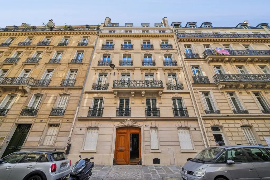 19 Rue De Madrid, Paris à louer Photo du bâtiment- Image 1 de 10