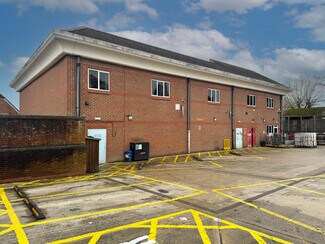 Plus de détails pour Hyde Ln, Marlborough - Industriel à vendre