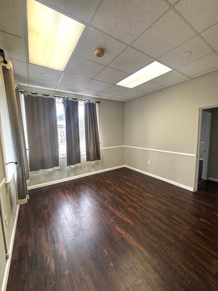1214 N Main St, Anderson, SC for lease - Building Photo - Image 3 of 6