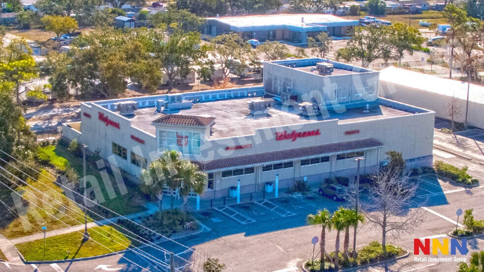 2480 Highway 19, Holiday, FL à vendre - Photo du bâtiment - Image 2 de 9